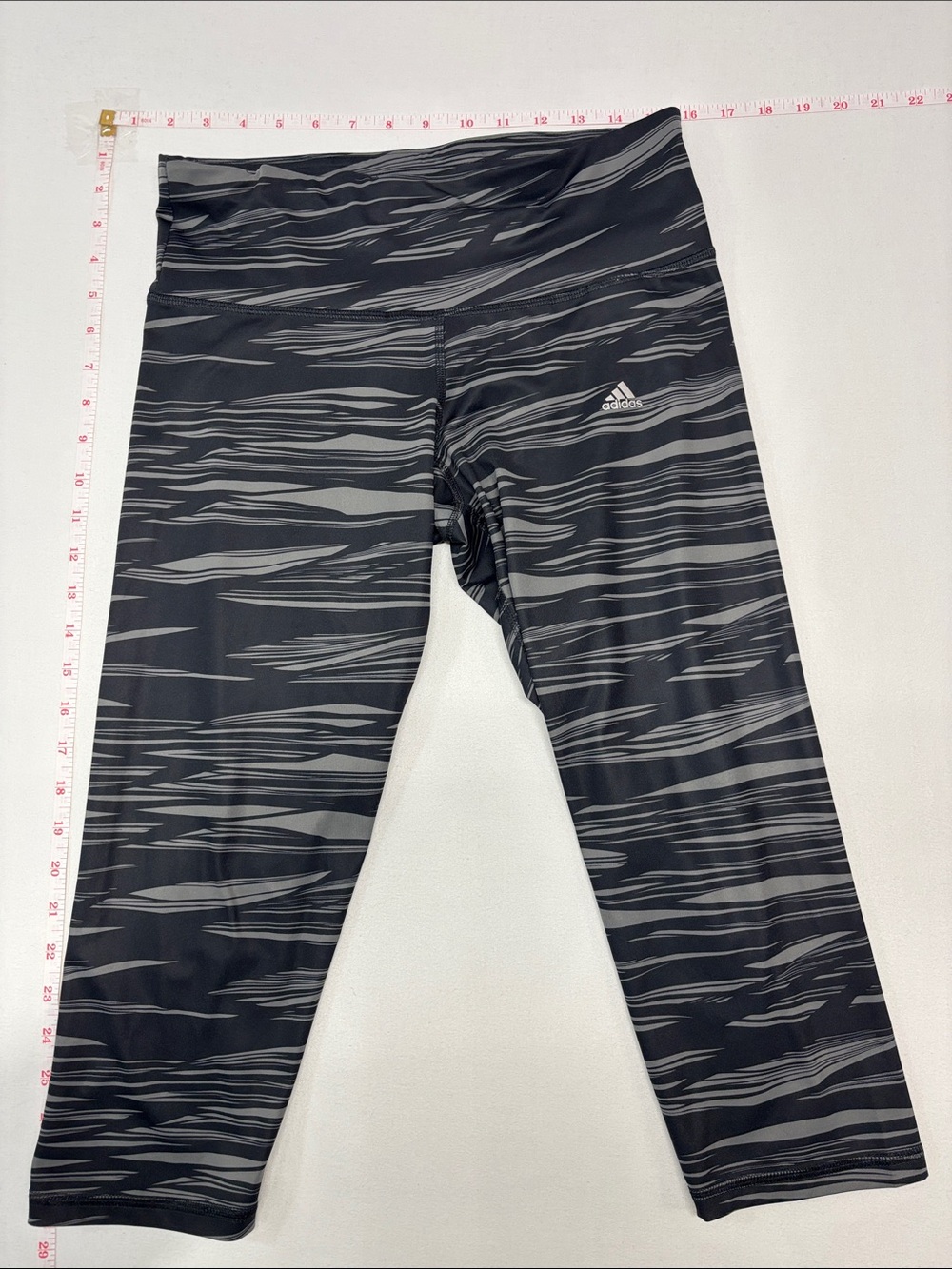 adidas Black & Gray Climalite Active Capris 216 workout yoga Pilates every day